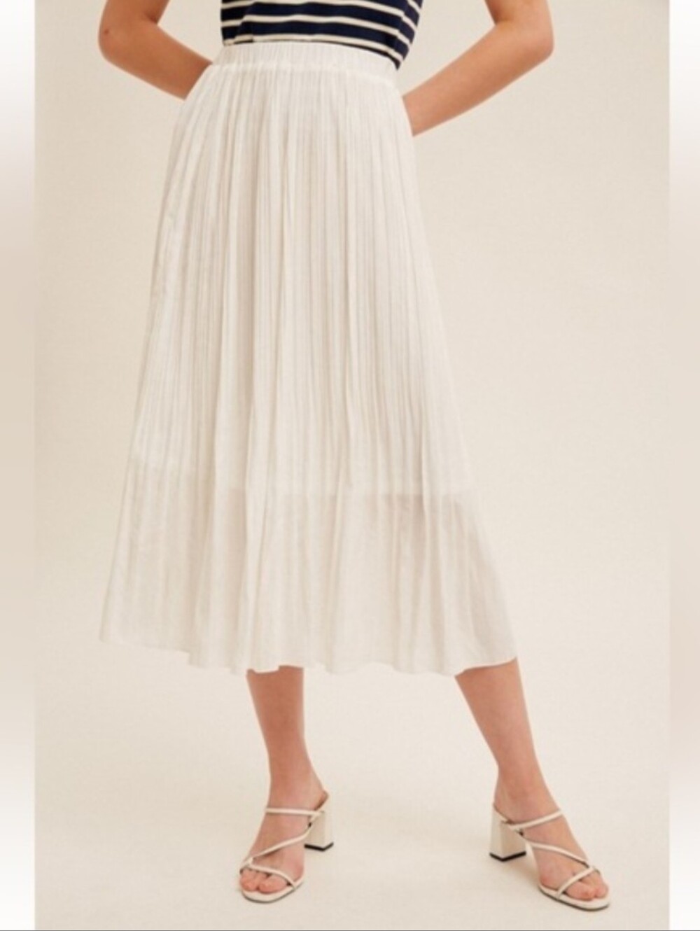 Hem & Thread Women's Pleated Midi Skirt